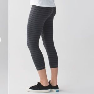 Lululemon Cropped Wunder Under Striped Leggings